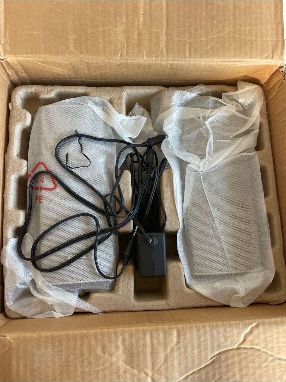 Bose Companion 20 Multimedia Speaker System - Picture 4 of 5